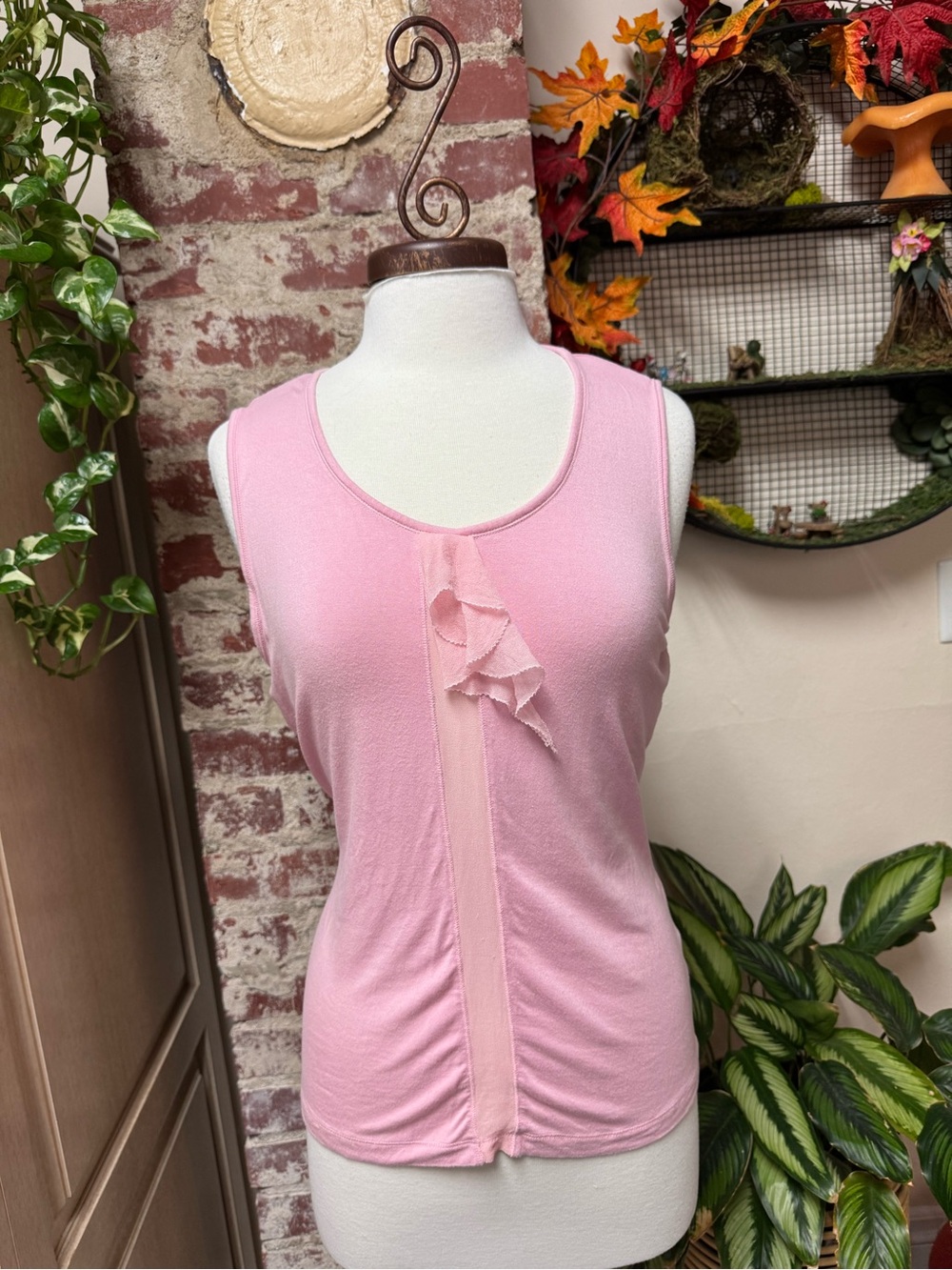 Vintage Y2K Luxury Euro Silk Detailed Pink Tank Large
